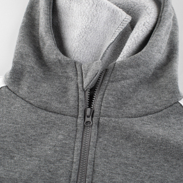 Спортно-ежедневна детска блуза за момчета с цип и качулка