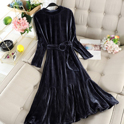 Stílusos női hosszú bársonyruha övvel, négy színben