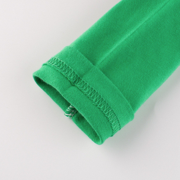 Gyermek blúz fiúknak három színben, különböző felhasználási lehetőségekkel