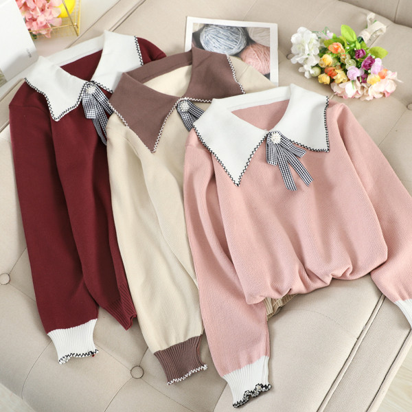 Modern női pulóver klasszikus gallérral és szalaggal