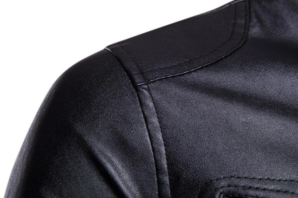 Alkalmi férfi bőrdzseki magas gallérral és fekete zsebekkel