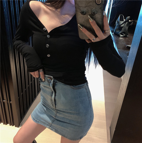 Bluză casual de damă cu nasturi de culoare gri și negru