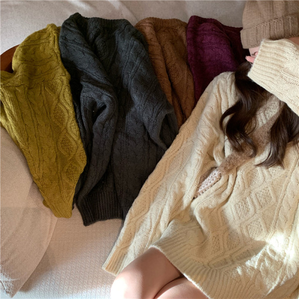 Hosszú és széles téli pulóver több színben