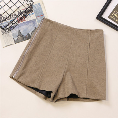 Női rövidnadrág két színben, cipzárral, magas derékkal
