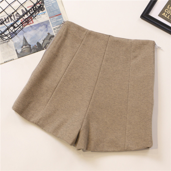 Női rövidnadrág két színben, cipzárral, magas derékkal