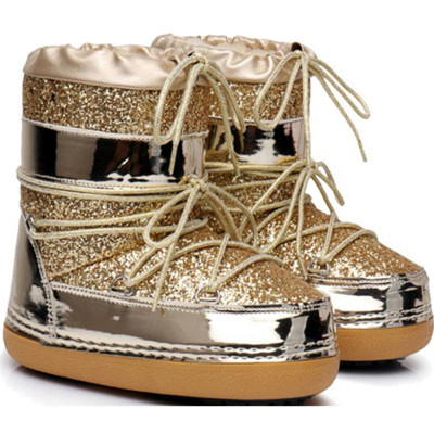 Νέο μοντέλο χειμερινές γυναικείες μπότες με κορδόνια και γυαλιστερό αποτέλεσμα σε χρυσό, ασήμι και μαύρο χρώμα