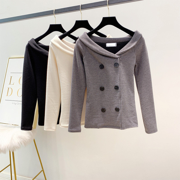 Modern női pulóver gombokkal, három színben