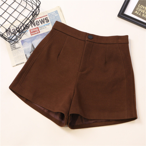 Női rövidnadrág négy színben, gombos, magas derekú