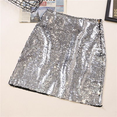 Aktuális női szoknya négy színben cipzárral és flitterekkel