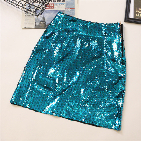 Aktuális női szoknya négy színben cipzárral és flitterekkel