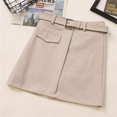 Aktuális női szoknya négy színben övvel és zsebbel