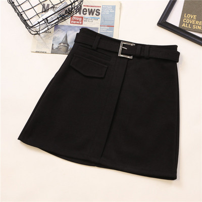 Aktuális női szoknya négy színben övvel és zsebbel