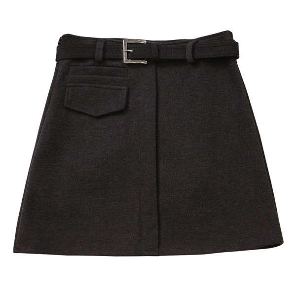 Aktuális női szoknya négy színben övvel és zsebbel