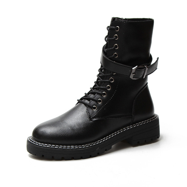 Női bőr téli tornacipő vastag talppal, fekete-fehér színben