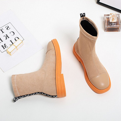 Női velúr csizma lapos talppal, fekete és bézs színben