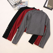 Női blúz négy színben, hosszú ujjal és gombokkal