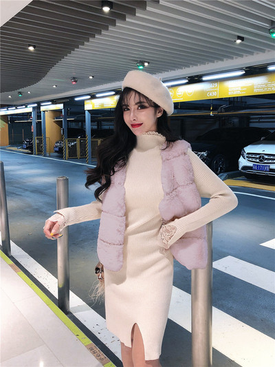 Rövid pehelymellény rózsaszín és bézs színben