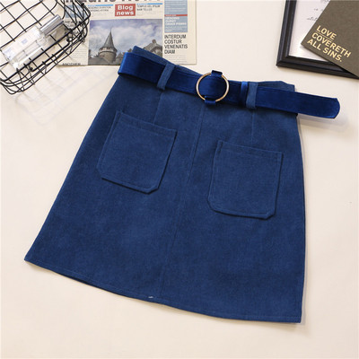 Rövid női szoknya három színben övvel és zsebekkel