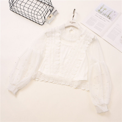 Μοντέρνα γυναικεία μπλούζα σε διάφορα χρώματα με πέρλες και δαντέλες