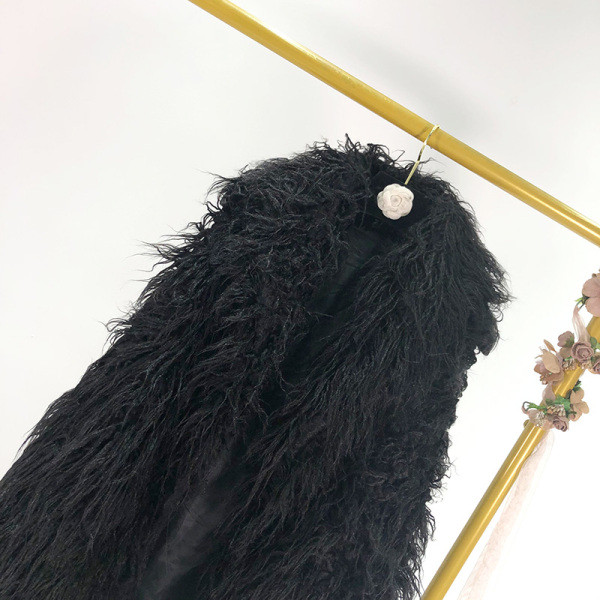 Modern pehelymellény fekete színben