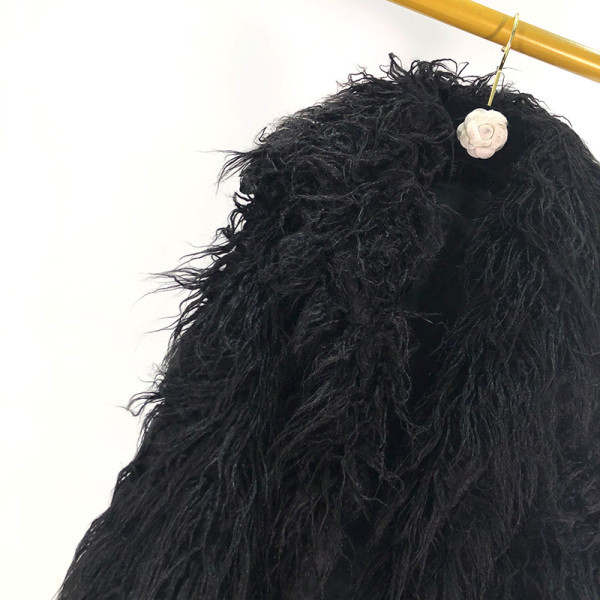 Modern pehelymellény fekete színben