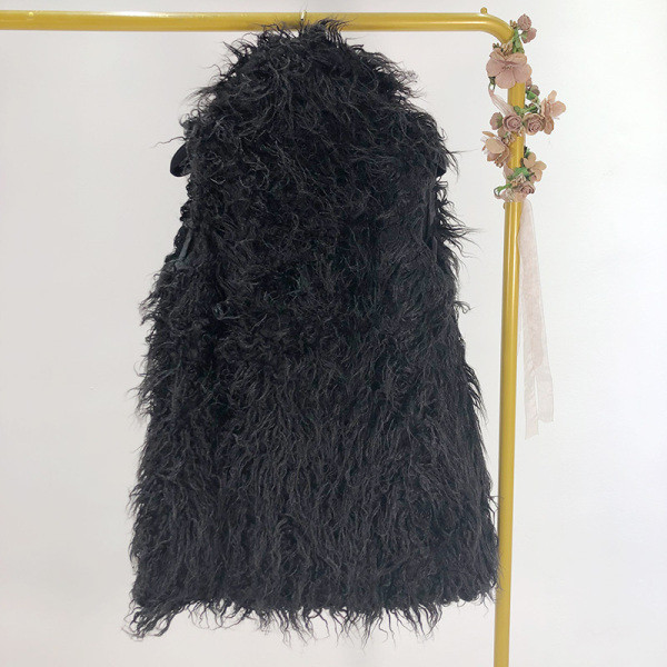 Modern pehelymellény fekete színben