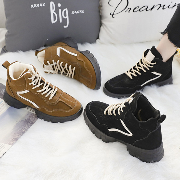 Őszi-téli női tornacipő durva talppal, fekete és bézs színben