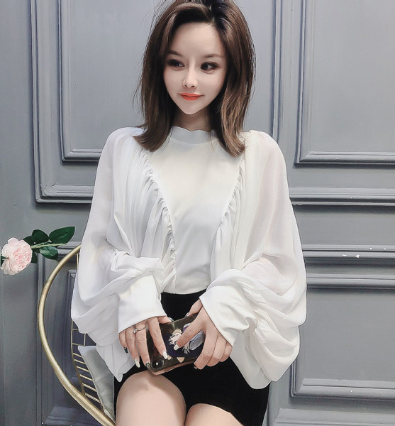 Γυναικεία μπλούζα σιφόν σε λευκό και μαύρο χρώμα