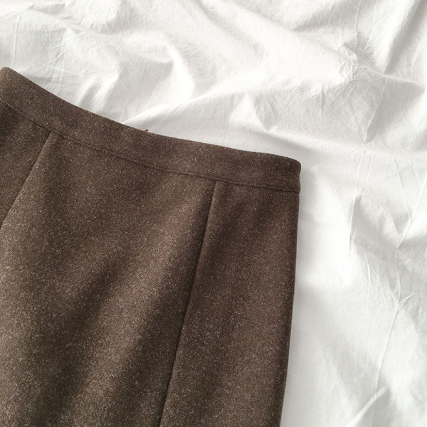 Lezser női szoknya három színben, magas derékkal és cipzárral