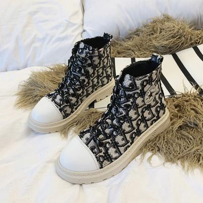 Fűzős női őszi csizma többféle színben