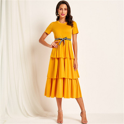 Modern női hosszú ruha rövid ujjú, O-nyakú sárga színben