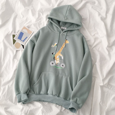 Napi női pulóver három színben, rátéttel és kapucnival