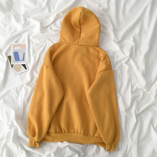 Napi női pulóver három színben, rátéttel és kapucnival