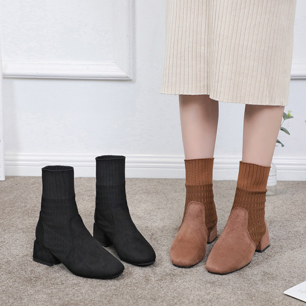 Stílusos női csizma eco velúrból, vastag sarkú fekete és barna színben