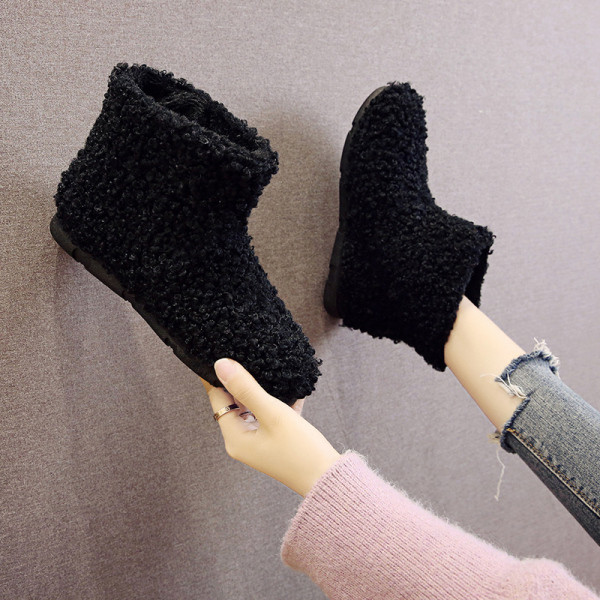 Női pehelycsizma fekete és barna színben