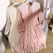 Modern női csipkeruha nyakkendővel és tüllgallérral, négy színben