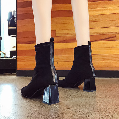 Stílusos női csizma színes vastag sarokkal, három színben