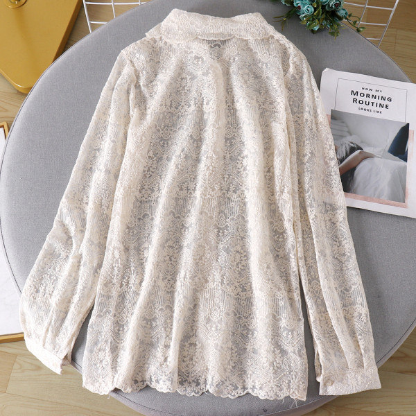 Stílusos női ing gombokkal és hosszú ujjú fehér és bézs színben