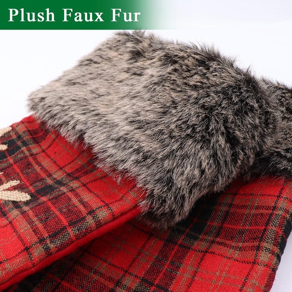 4 db kockás karácsonyi zokni szett csiszolt hópelyhekkel