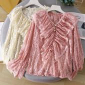 Modern női csipkeblúz gyöngyökkel és spitz nyakkivágással több színben