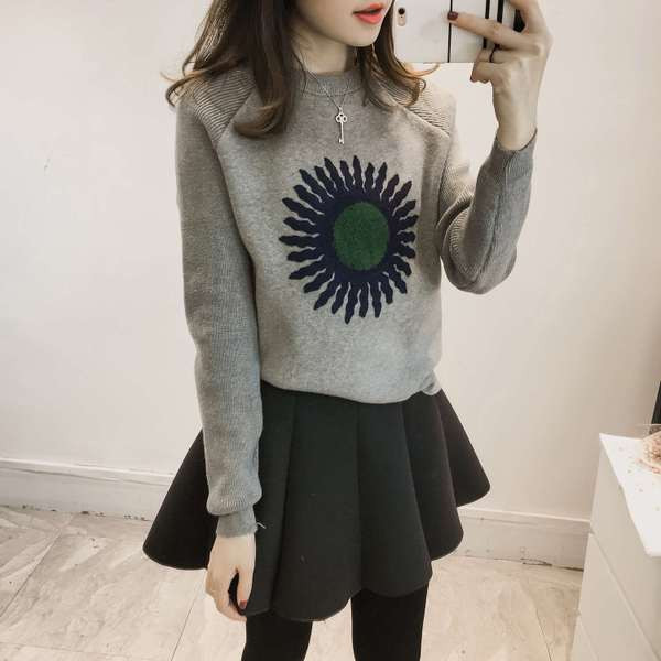 Női alkalmi blúz színes applikációkkal több színben