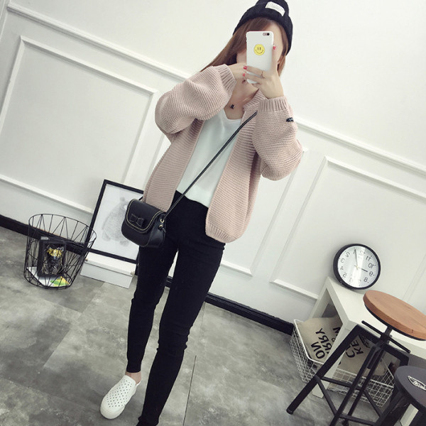 Női alkalmi kardigán rövid modell rózsaszín színben