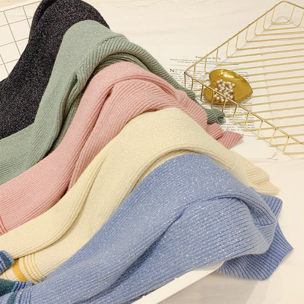 Modern, fényes hatású női pulóver öt színben