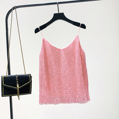 Rövid, modern felső, rózsaszín flitterekkel, vékony pántokkal