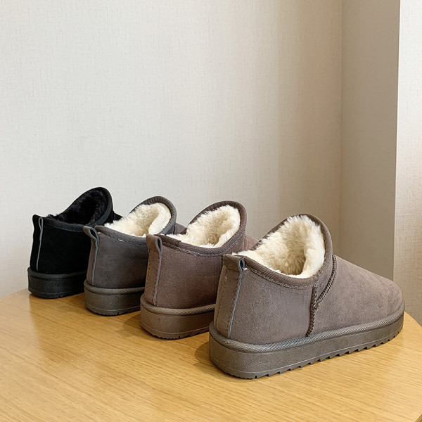 Alkalmi női csizma puha béléssel, négy színben