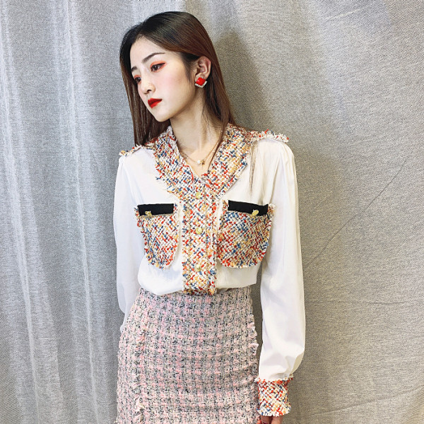 Cămașă de damă cu nasturi în alb și negru