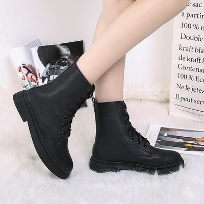 Öko velúrból készült alkalmi női csizma fekete színben