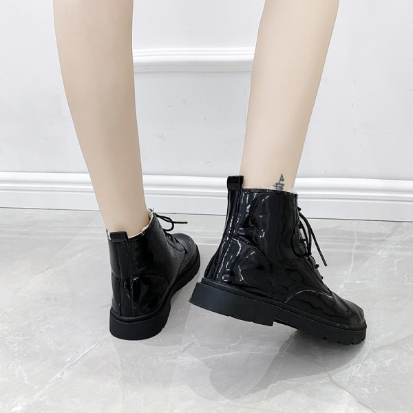 Modern női csizma puha béléssel - két modell