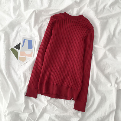 Alkalmi női pulóver ovális nyakkivágással és puha béléssel, különböző színekben