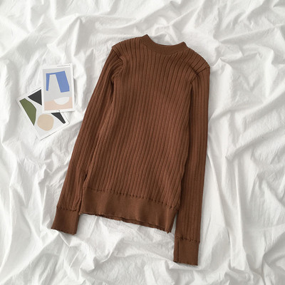 Alkalmi női pulóver ovális nyakkivágással és puha béléssel, különböző színekben